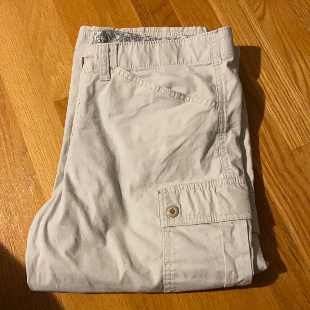 Docker Capri Bottoms